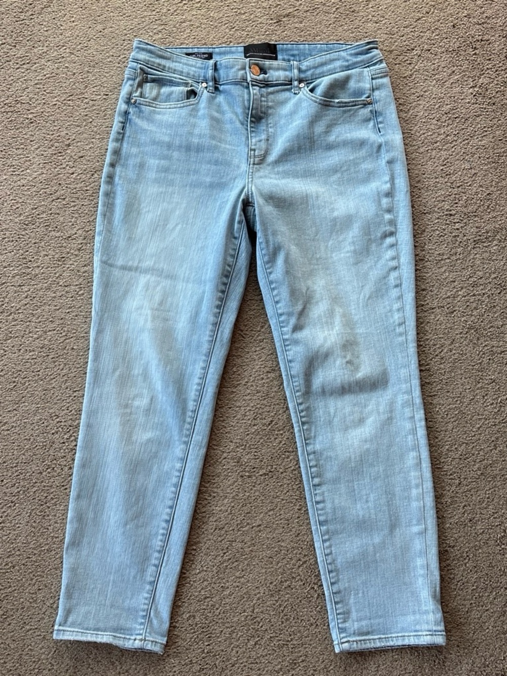 WhiteHouseBlackMarket Blue Women’s Slim Straight Jeans Size 8S